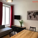 Du Quai Apartment